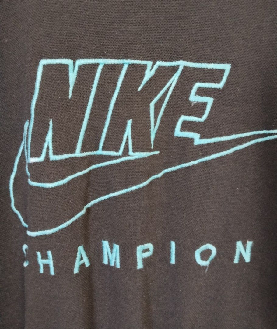 Vintage nike pullover (Category: Coats, Jackets and Outerwear) located in Pateros City. Submitted by blashjunks.y2k (Listing ID 1462144301, Image 2). Description: VINTAGE NIKE PULLOVER SIZE MEDIUM ON TAG 24" LENGTH 20" WIDTH 450PHP MSG US.