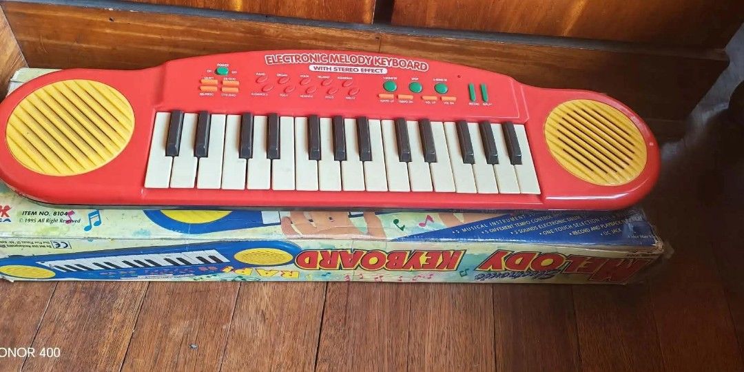 Vintage toys (Category: Educational & Learning Toys) located in Malabon City. Submitted by bugoy18 (Listing ID 1462127255, Image 1). Description: vintage keyboard toy mickey mouse cash register.