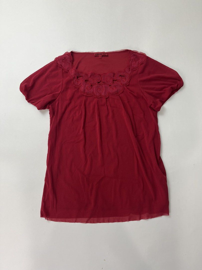Vivienne Tam (Category: Luxury Apparel) located in Makati City. Submitted by ufcknwthbst (Listing ID 1462077711, Image 1). Description: 17 inch width 25 inch length 9.5/10 condition No issue.