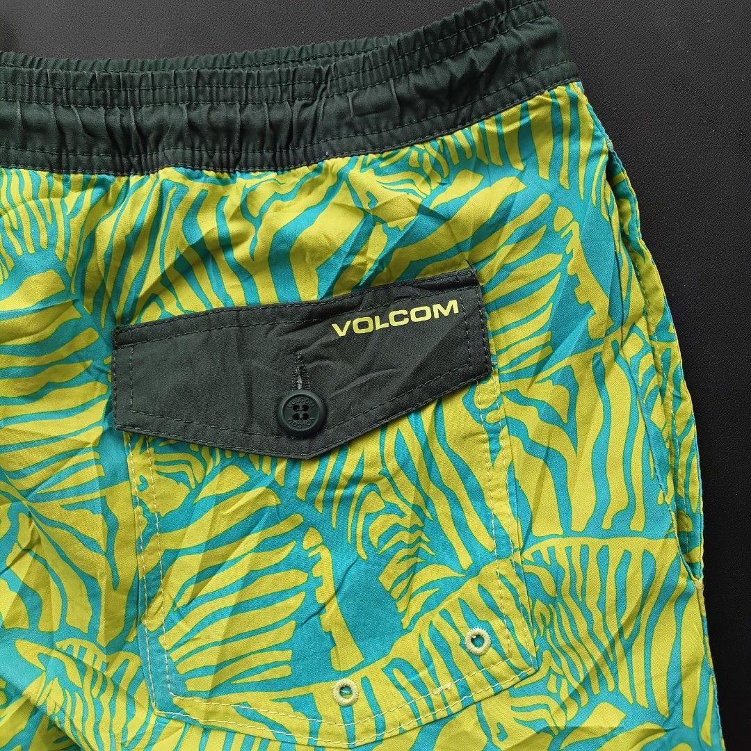 Volcom Boardshorts (Category: Swim Trunks & Board Shorts) located in Caloocan City. Submitted by djredgie1682933 (Listing ID 1462047645, Image 3). Description: VOLCOM BOARDSHORTS SIZE:36x18 👉 450+SF 👉 EXCELLENT CONDITION 📩 DM FOR OTHER DETAILS 👉 NO RESERVATIONS 👉 PAYMENT FIRST 👉 NO COD,NO COP 💸 MOP:GCASH OR PALAWAN EXP. 🚛 COURIER:J&T ONLY.