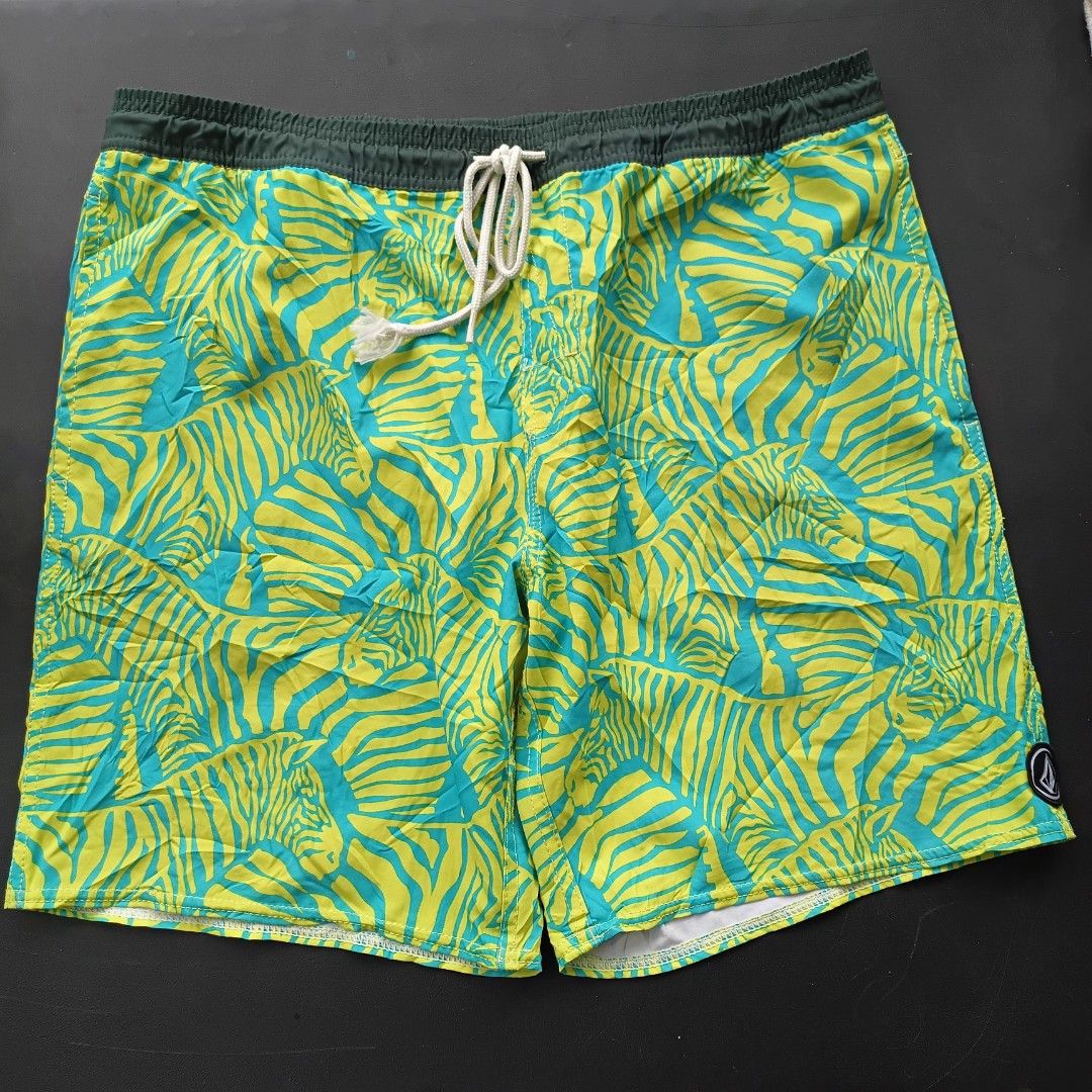 Volcom Boardshorts (Category: Swim Trunks & Board Shorts) located in Caloocan City. Submitted by djredgie1682933 (Listing ID 1462047645, Image 1). Description: VOLCOM BOARDSHORTS SIZE:36x18 👉 450+SF 👉 EXCELLENT CONDITION 📩 DM FOR OTHER DETAILS 👉 NO RESERVATIONS 👉 PAYMENT FIRST 👉 NO COD,NO COP 💸 MOP:GCASH OR PALAWAN EXP. 🚛 COURIER:J&T ONLY.