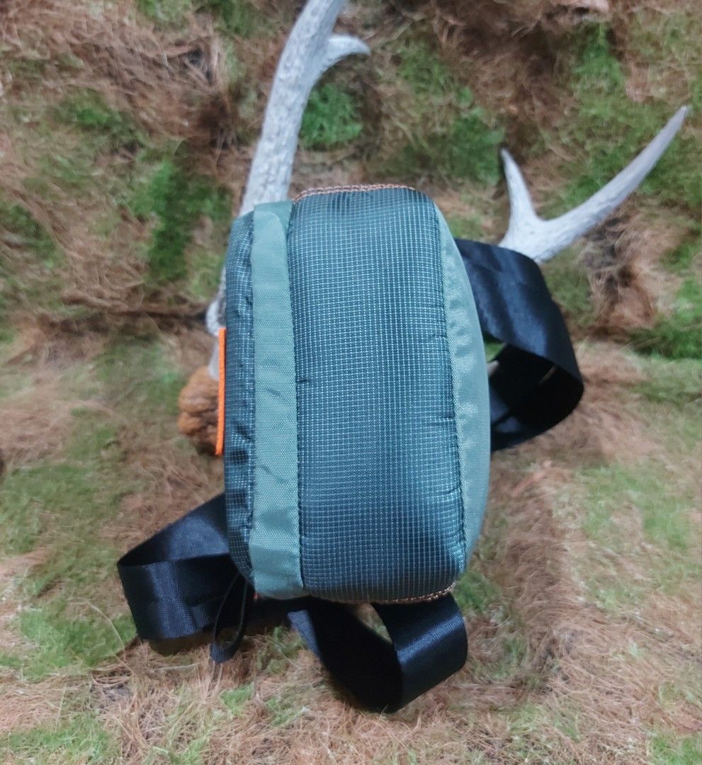 volunteer (Category: Sling Bags) located in Baguio. Submitted by swiftdragon.1466ef (Listing ID 1462260671, Image 3). Description: .thrifted bag. volunteer small size slingbag good as new condition nylon material can fit regular size notebook, long wallet, cp.. L-7", H-8.5", W-3"... .