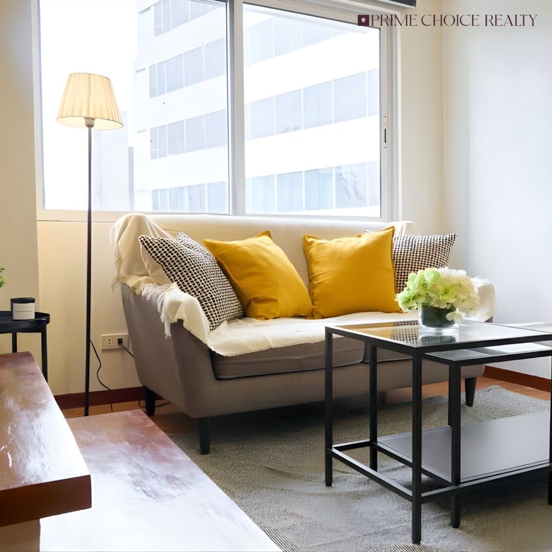 W Tower BGC (Category: Apartments & Condos) located in Quezon City. Submitted by primechoicerealtyinc (Listing ID 1462114705, Image 2). Description: FOR SALE: W Tower BGC W Tower, 39th Street, BGC Unit Details: • Loft Unit • 54 sqm • Semi-furnished • Pets allowed • 1 Parking slot Asking Price: ₱15,000,000 Contact us for more details and to schedule a viewing: +63917 162 8618.