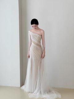 (Category: ) located in . Submitted by mywardrobe6 (Listing ID 1462122033, Image 1). Description: .