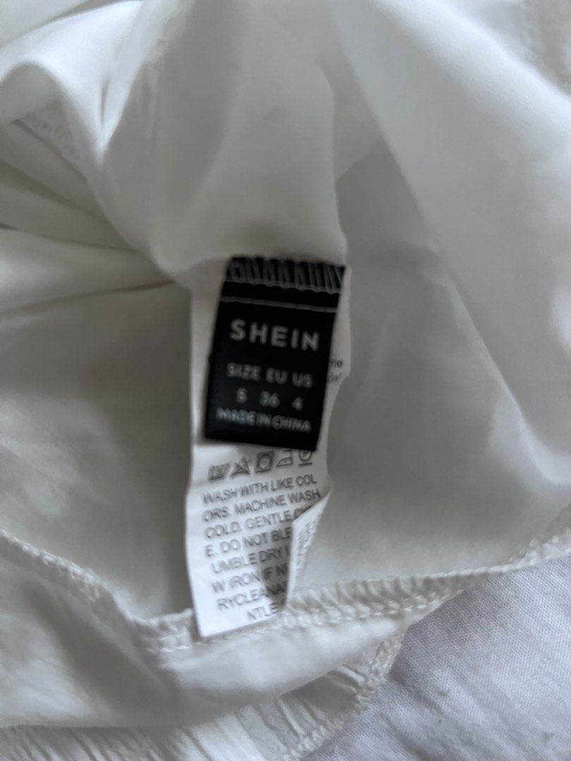 White Puffy Layered Short Skirt (Category: Skirts) located in Taguig. Submitted by gingerderp (Listing ID 1462137484, Image 2). Description: Super adorable! Perfect with all kinds of looks and can easily be dressed up or down :) .