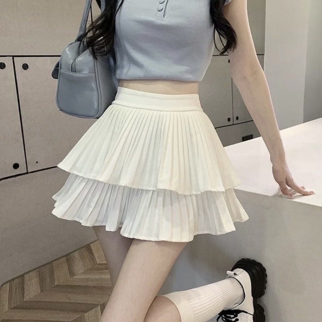 white ruffle skirt (Category: Skirts) located in Bacoor. Submitted by prelovedbytrace (Listing ID 1462184064, Image 2). Description: .