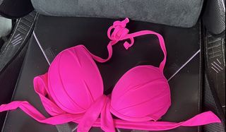 (Category: ) located in . Submitted by annakato (Listing ID 1462150310, Image 1). Description: .