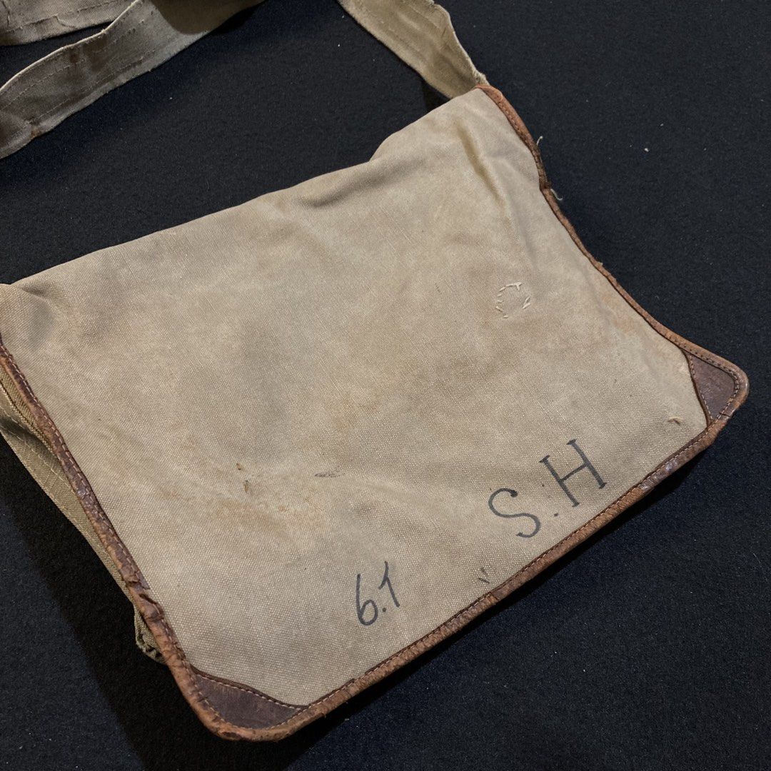 WW2 Era Sling Bag (Category: Sling Bags) located in Malaybalay. Submitted by spl3ndd_artifacts (Listing ID 1462184953, Image 2). Description: .