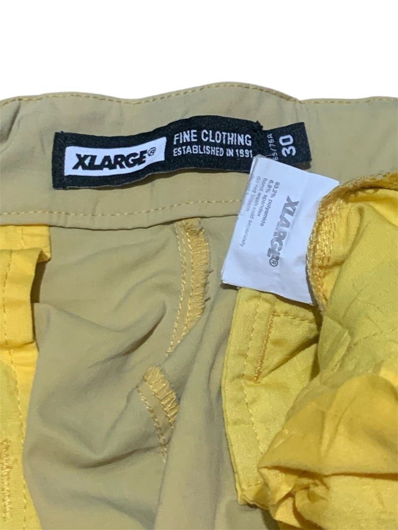 Xlarge (Category: Shorts) located in Manila. Submitted by lyf_7hrift (Listing ID 1462177262, Image 3). Description: Xlarge Short P300 20L 30W Dimes 9/10 Color Rate Good Condition.