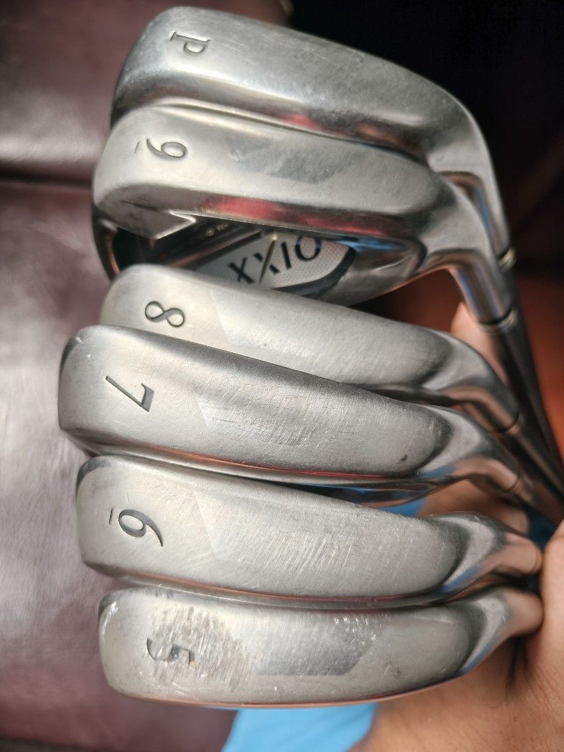 XXIO MP700 Golf Irons Set (Category: Golf) located in Quezon City. Submitted by smart_trader (Listing ID 1462151934, Image 3). Description: - Set of XXIO MP700 Golf Irons - Includes: 5, 6, 7, 8, 9, and Pitching Wedge (P) - Shafts: R flex, 57g 5i ha sscratch in the sile - Grips: Golf Pride - Ideal for golfers looking to improve their game - Ready for immediate use on the course.