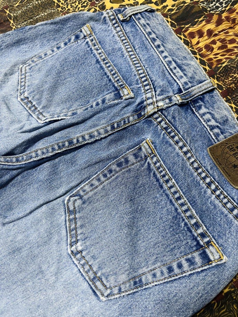 Y2K Gap Flared/Bootcut Distressed Denim Pants (Category: Jeans) located in Navotas City. Submitted by y2kikaystuff (Listing ID 1462238967, Image 3). Description: Y2K Gap Flared/Bootcut Distressed Denim Pants Size 25-27 Personal item from Japan Not ukay No issue Can pass as new From 400 down to 300 only Pm me.