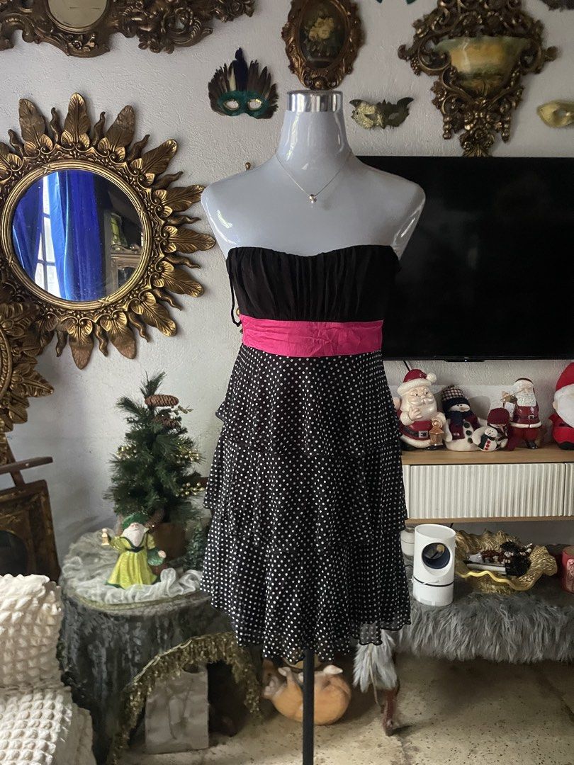 y2k polka dot layered dress (Category: Dresses) located in Batangas. Submitted by luvluvetifee (Listing ID 1462132548, Image 1). Description: small to medium no issue.