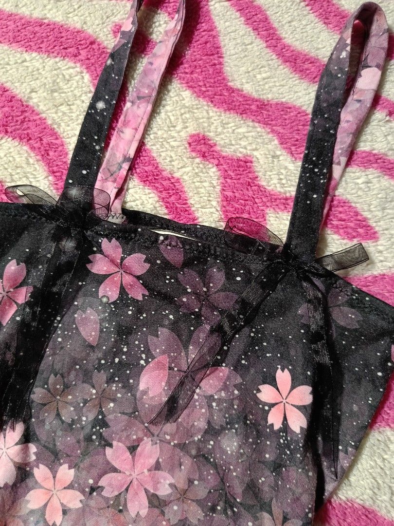 Y2K Sakura night sky Cami top (Category: Sleeveless) located in Binangonan. Submitted by uhwhynot (Listing ID 1462160914, Image 2). Description: .