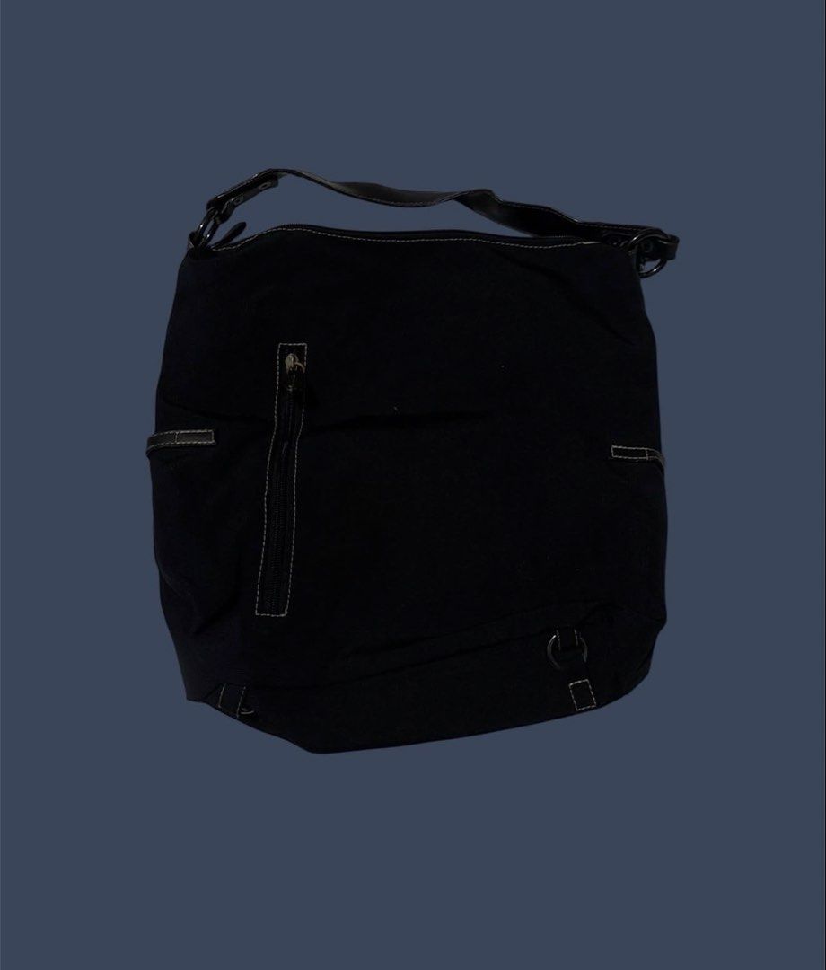 Y2k shoulder bag (Category: Shoulder Bags) located in Las Pinas. Submitted by thrftmnl. (Listing ID 1462205643, Image 2). Description: Y2k shoulder bag random Width: 14 Length: 13.