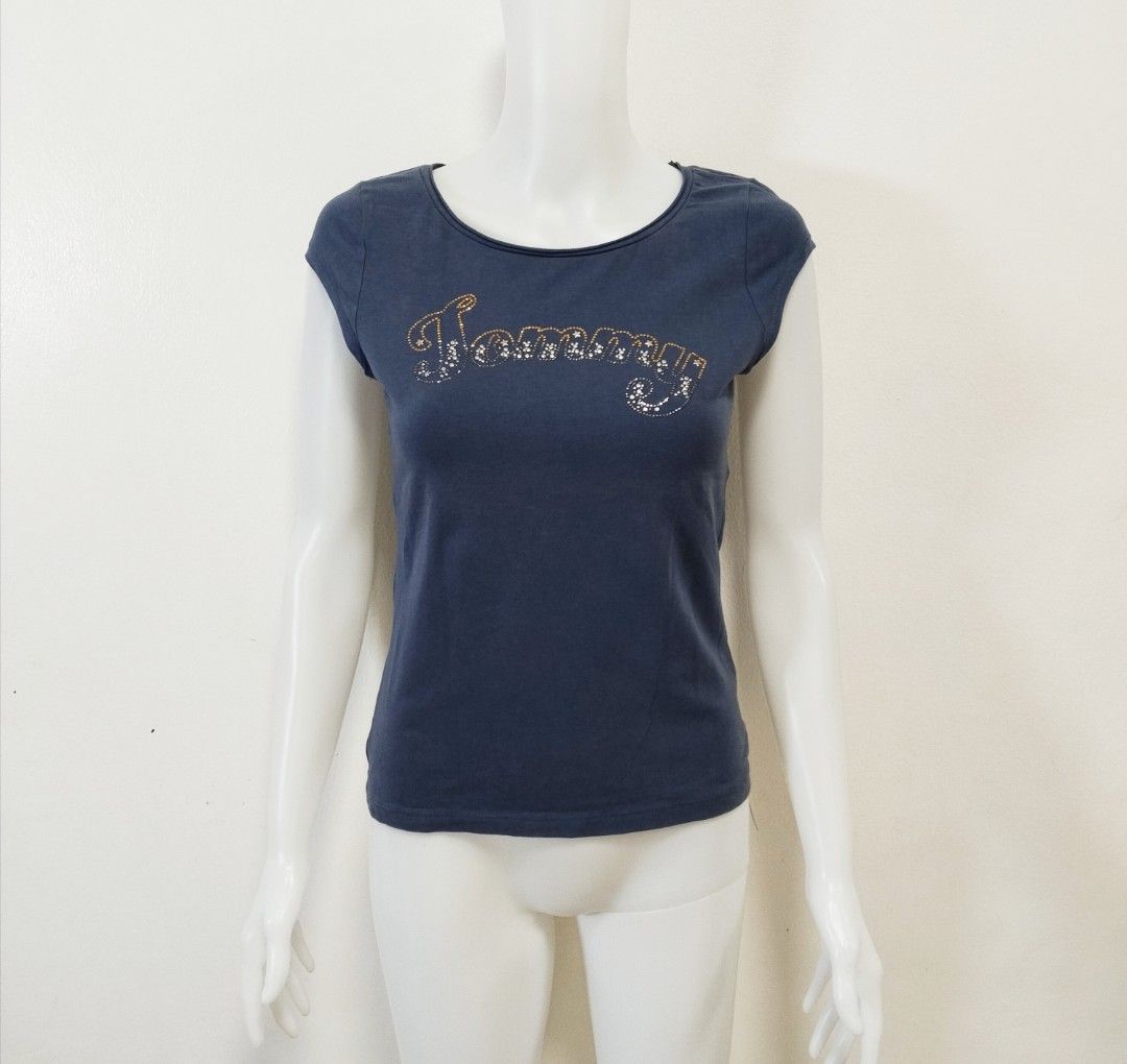 Y2k tommy jeans top (Category: Shirts) located in Pateros City. Submitted by blashjunks.y2k (Listing ID 1462242017, Image 1). Description: Y2K TOMMY JEANS TOP SIZE MEDIUM ON TAG 20" LENGTH 16" WIDTH 350PHP MSG US.