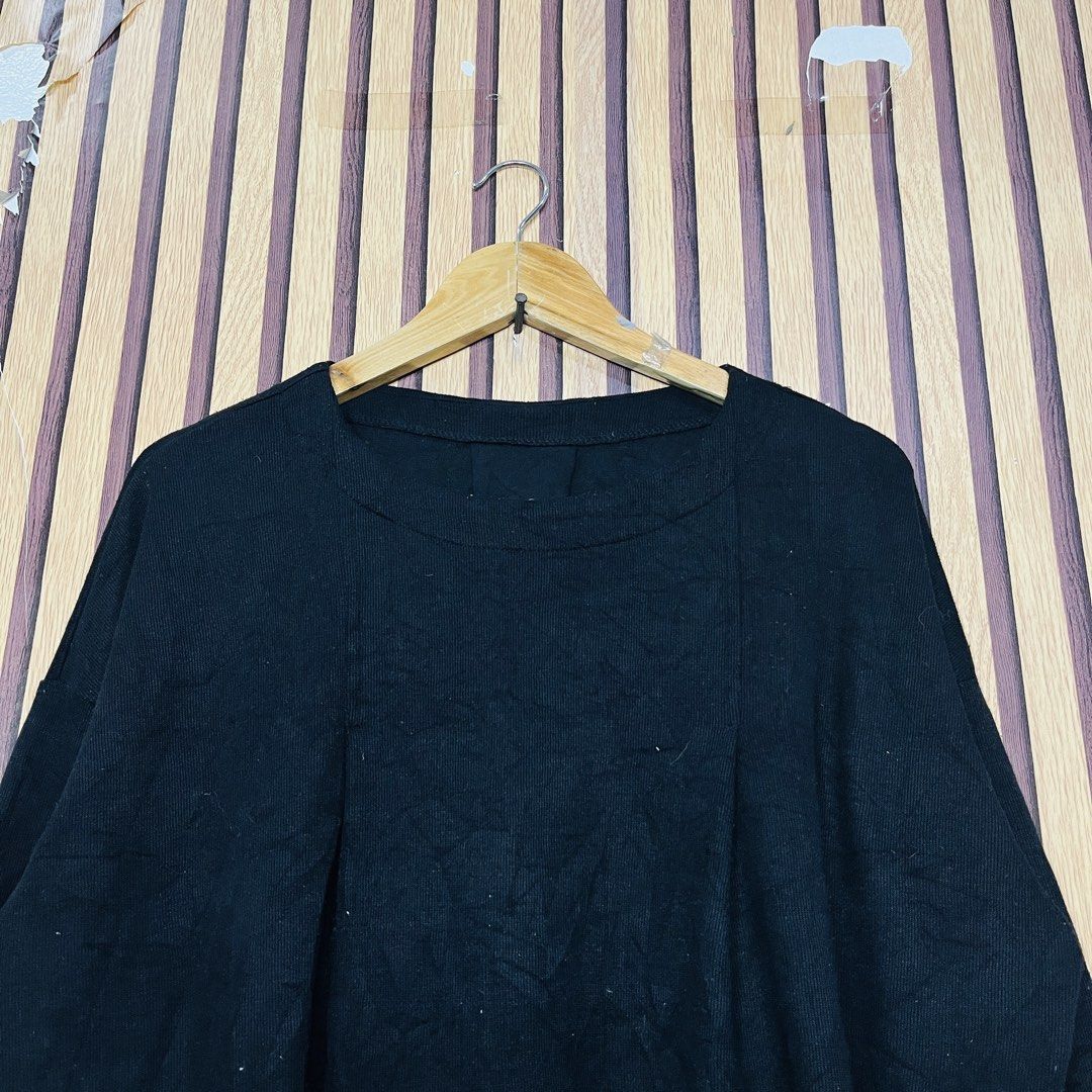YOCO MORIMOTO JAPAN OVERSIZED TUNIC VINTAGE CREW SWEATSHIRT SHIRT LONG SLEEVE BLACK LARGE 30x31 (Category: Coats, Jackets and Outerwear) located in Dasmarinas. Submitted by yg_supplies (Listing ID 1462124369, Image 3). Description: PLEASE READ FAQ’s > Yes, available! > Last price posted. TAKE IT OR LEAVE IT! > Dasmariñas Cavite > ADDITIONAL PHOTOS are NOT AVAILABLE as we seal the items after taking pictures. > GCASH payment > JNT shipping / LALAM