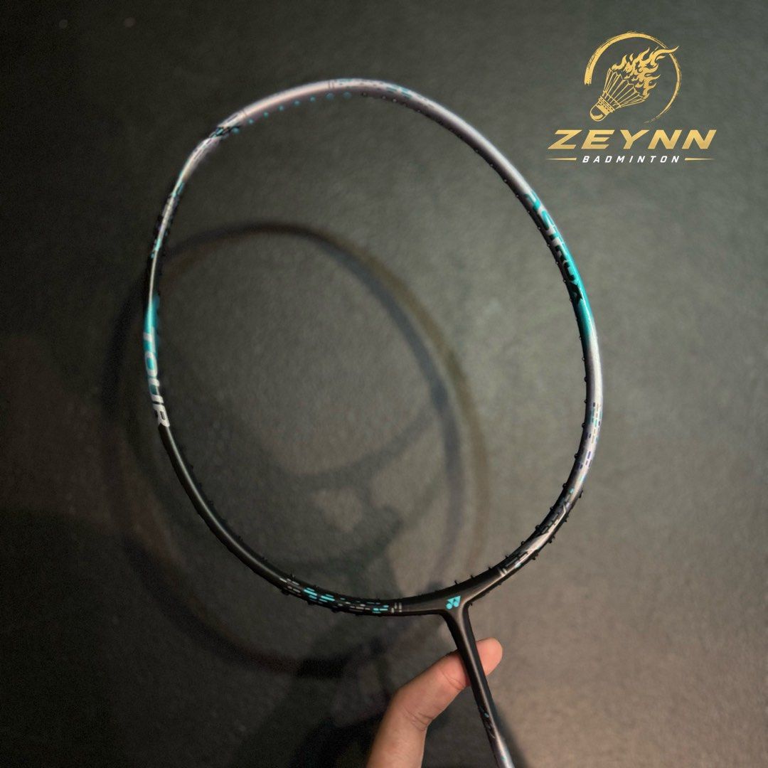 Yonex Astrox 88d Tour ( 3rd Gen ) - Authentic / Original (Category: Racket and Ball Sports) located in Las Pinas. Submitted by lvespinaa (Listing ID 1462170731, Image 2). Description: ‼️AVAILABLE ONHAND : YONEX ASTROX 88D TOUR 3RD GEN‼️ Looking for a racket made for powerful rear-court play? 👀 Built for players who love attacking from the back, with a head-heavy balance and stiff feel for stronger smashes and continuous attacks! The 10mm longer 