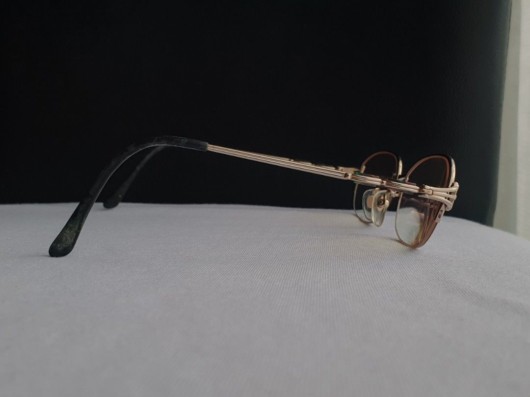Yves Saint Laurent X Murai Eyeglass Frame (Category: Sunglasses & Eyewear) located in Quezon City. Submitted by WasalakTwo (Listing ID 1462153006, Image 3). Description: Bought in Japan Authentic Durable and high quality Goodcondition Still presentable Lens are graded, but replaceable Open for delivery nationwide Front Width 13.4cm Front Height 3.5cm.