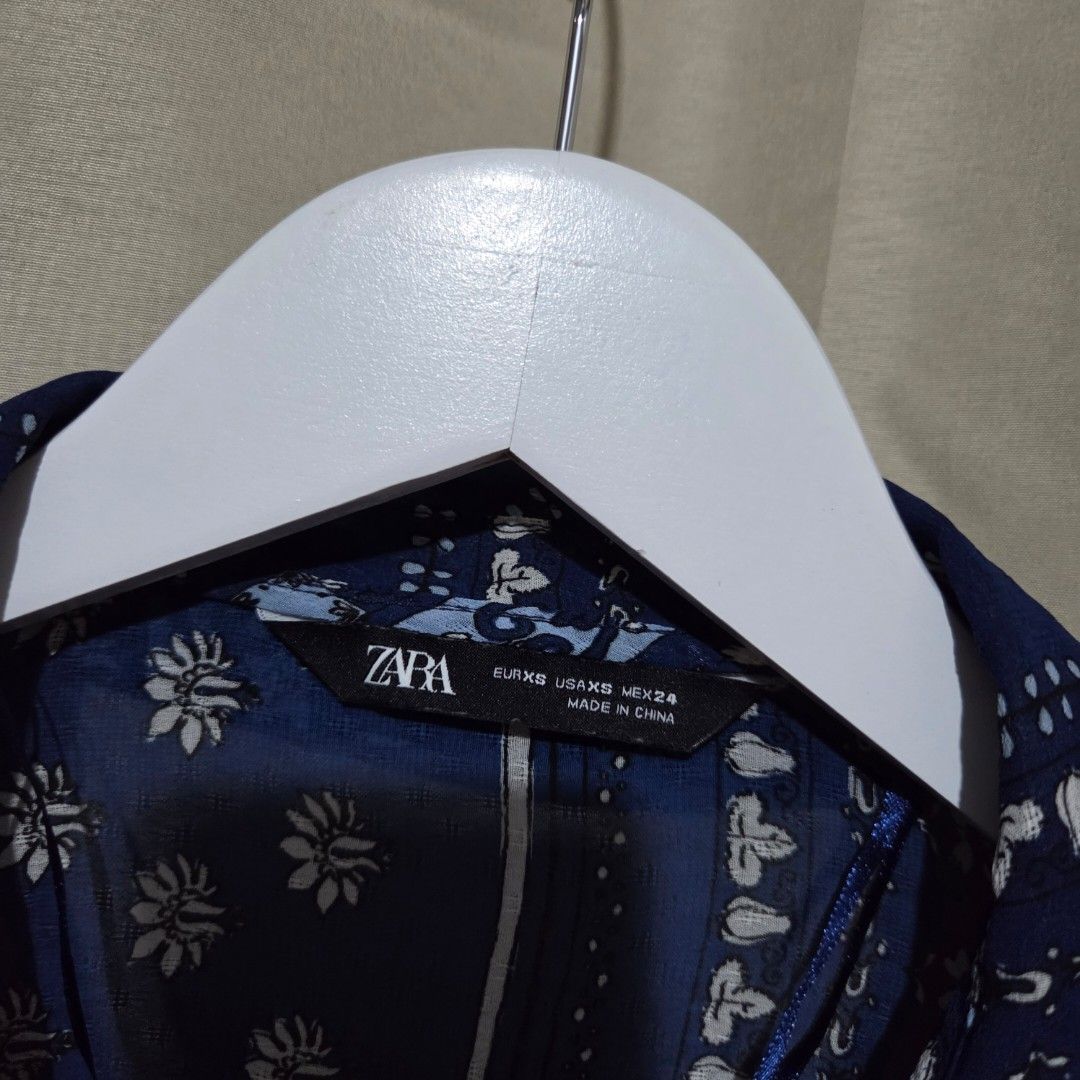 ZARA (Category: Longsleeves) located in Santiago. Submitted by fromboxes (Listing ID 1462163848, Image 3). Description: Like new XS runs big Ships thru J&T Isabela North Luzon Shipping Nationwide No rush shipping 😊😊.