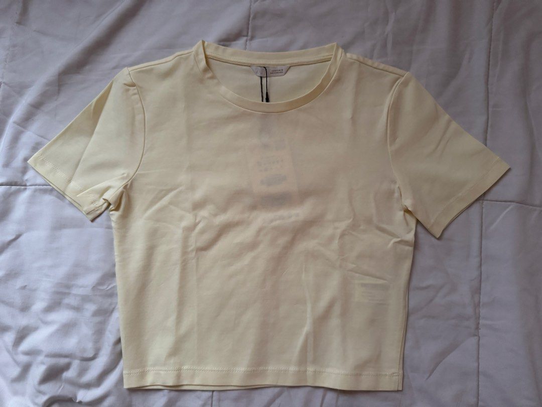Zara Crop Top (Category: Shirts) located in Manila. Submitted by katrenny (Listing ID 1462114154, Image 1). Description: .
