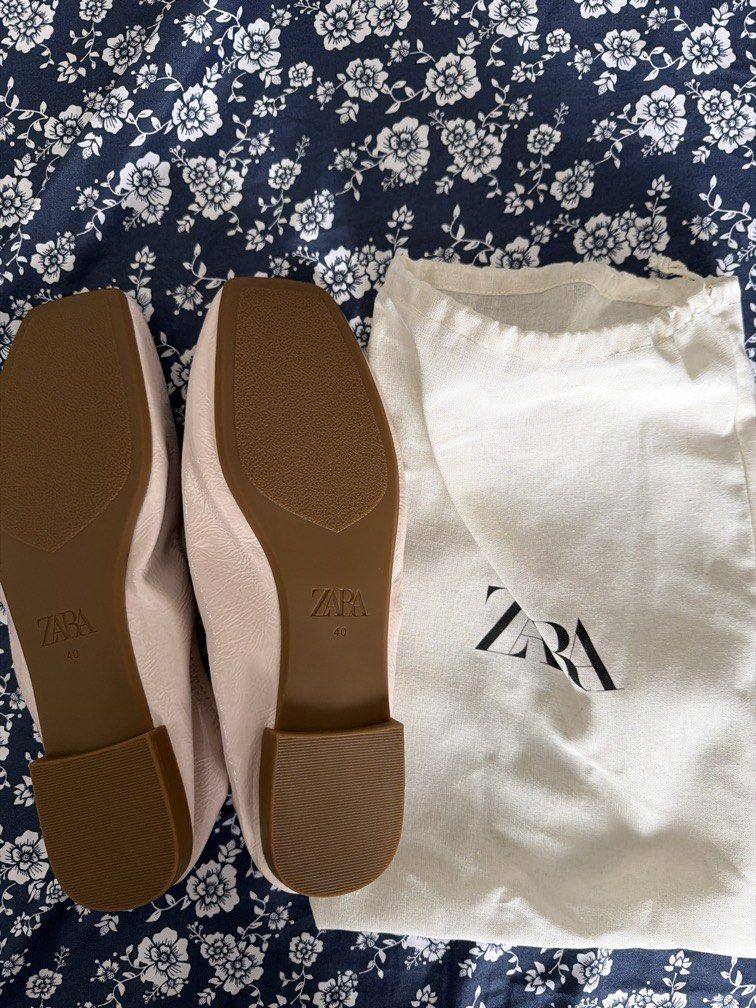 Zara Flats (Category: Flats & Sandals) located in Cabanatuan. Submitted by rosecii (Listing ID 1462101196, Image 3). Description: .