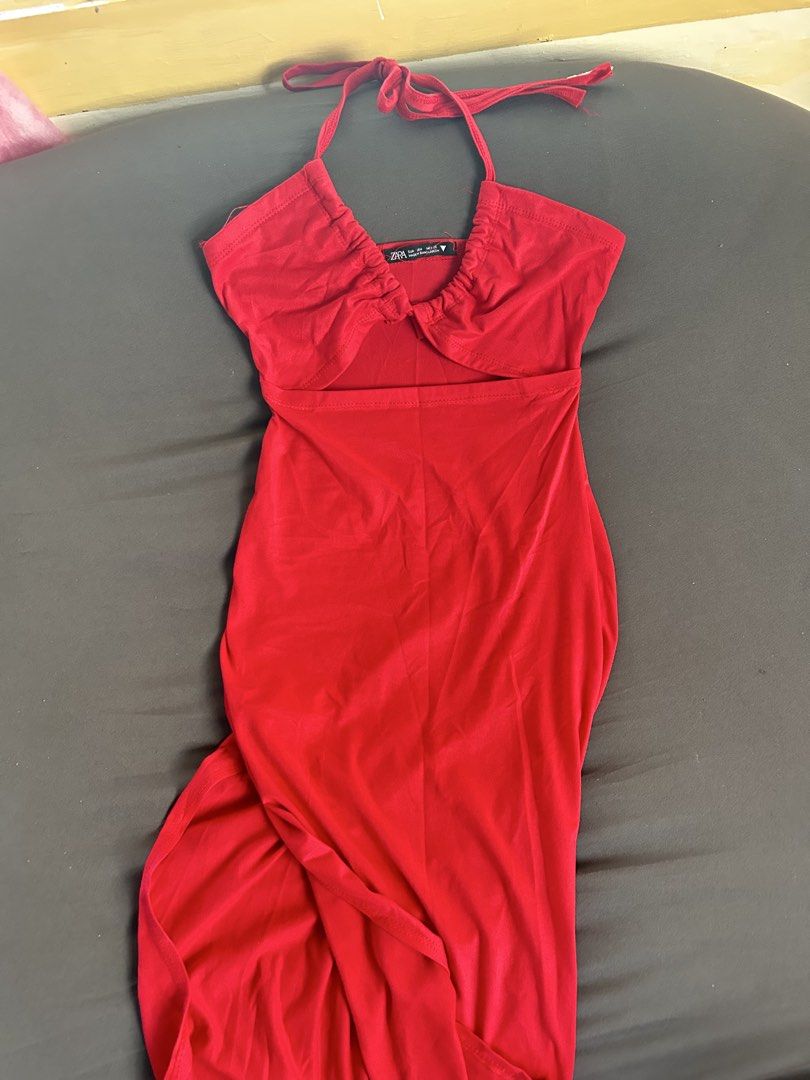 Zara Red Dress (s-m) (Category: Dresses) located in Alaminos. Submitted by angelsnoow (Listing ID 1462049374, Image 1). Description: .