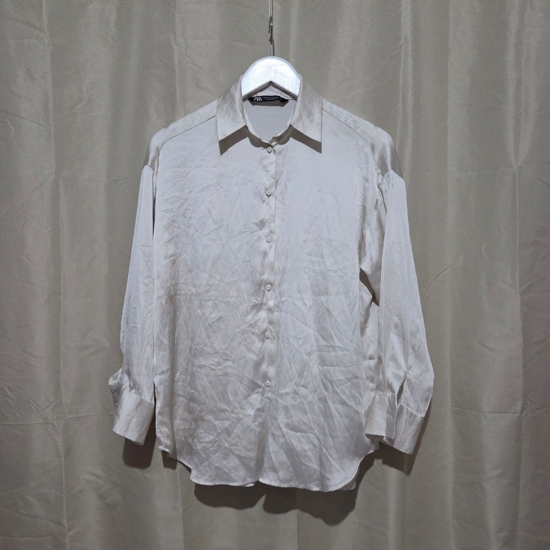 ZARA SILK TOP (Category: Longsleeves) located in Santiago. Submitted by fromboxes (Listing ID 1462171024, Image 1). Description: with some stains and holes XS runs big Ships thru J&T Isabela North Luzon Shipping Nationwide No rush shipping 😊😊.