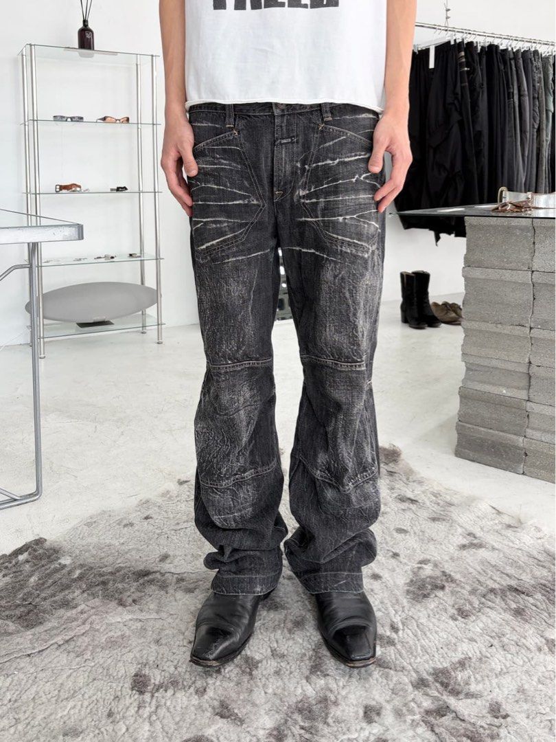 2000’s Marithe Francois Girbaud Cracked Washed DoubleKnee Jeans (Category: Jeans) located in Manila. Submitted by jarchive (Listing ID 1462377741, Image 1). Description: - Excellent condition - Altered - Size 32 - Thigh 10 - Length 39 MOP: GCASH 📩.
