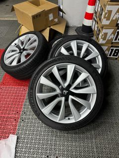 （分類：）位於 。 由 wholesalewheels-l 提交（商品編號 1462338243，圖片 1）。簡介： 。
