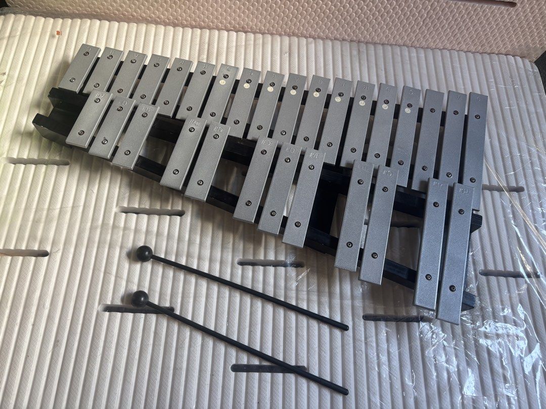 30 note Foldable Glockenspiel Xylophone (Category: Musical Instruments) located in Calamba. Submitted by moochiebabystuff2 (Listing ID 1462297534, Image 1). Description: JAPAN SURPLUS CALAMBA LAGUNA LOCATION PICK UP / LALAMOVE PIN ADD: MOOCHIE BABY STUFF JAPAN SURPLUS FARCONVILLE CALAMBA GOOD CONDITION 1500 pesos Thankyou ♥️.
