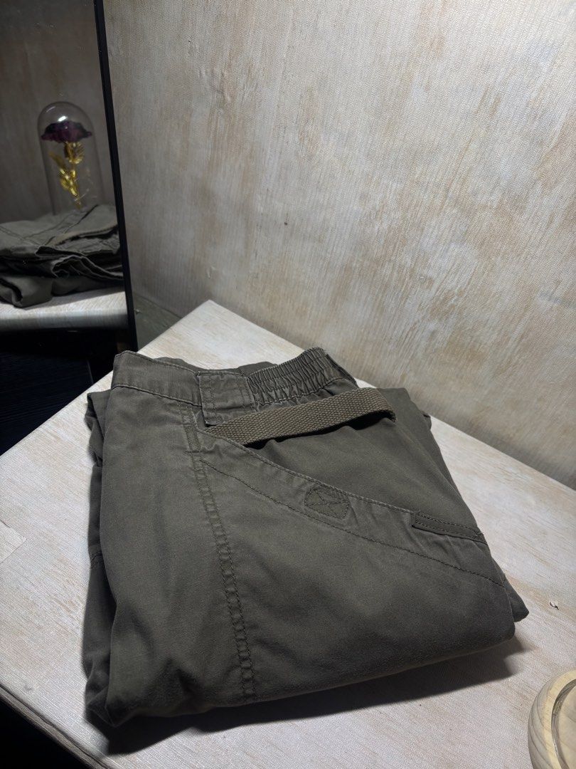 5.11 TACTICAL PANTS (Category: Chinos) located in Cabuyao City. Submitted by pormanation-thrift-store (Listing ID 1462297524, Image 2). Description: 5.11 TACTICAL PANTS Condition: GOOD Color rate: 9/10 Size: 34 Dimes: 32”-34”Wx39.5L Issue: NONE‼️ Price: 1500.