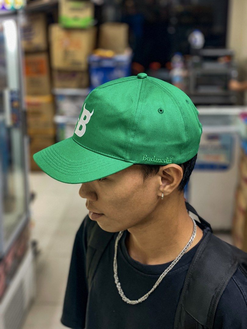 5panel unstructured Hat - B LOGO GREEN (Category: Caps & Hats) located in Cebu City. Submitted by budmedia.ph (Listing ID 1462417729, Image 3). Description: 5panel unstructured Hat - B LOGO GREEN.