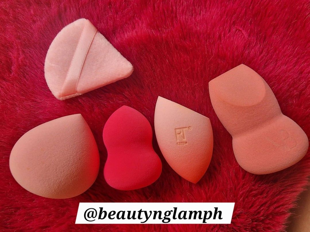 5pcs Premium Make Up Brush and Sponges Set (Category: Makeup) located in Quezon City. Submitted by floreskari78555 (Listing ID 1462382485, Image 1). Description: ✨ 5-Piece Premium Makeup Sponge & Puff Set ✨ High-quality, non-latex tools for flawless makeup blending! ​Set includes: ​Triangle powder puff (with finger strap) ​Classic teardrop blending sponge ​Pear/Gourd-shaped blending sponge ​Flat-edge (beveled) blending sponge ​Sculpted hourglass 