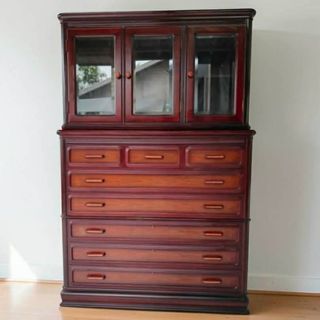 (Category: ) located in . Submitted by ilovecuratedfurnitures (Listing ID 1462265273, Image 1). Description: .