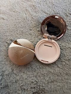 （分類：）位於 。 由 sususuaaaaaaa 提交（商品編號 1462311418，圖片 1）。簡介： 。