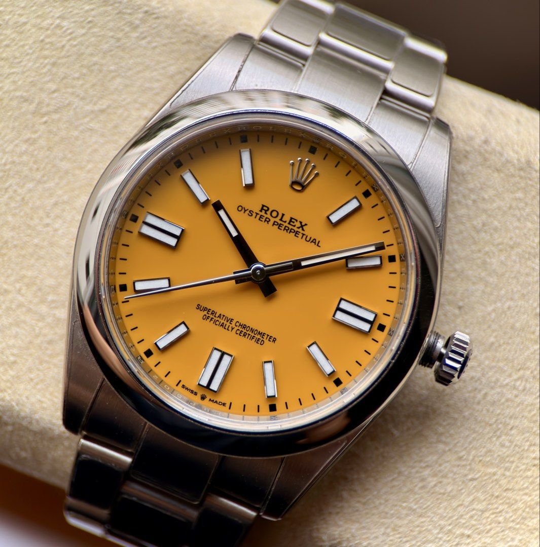 ✅ RARE Rolex Oyster Perpetual 41 Yellow Dial Ref. 124300 OP 41 OP 39 (Category: Watches) located in Singapore. Submitted by deuceseven (Listing ID 1462417454, Image 1). Description: Rolex Oyster Perpetual 41 Yellow Dial — Ref. 124300 Watch only, serviced Jun’26 ✅ The watch that proves a little colour can completely change the way you feel wearing Rolex 💛 The Oyster Perpetual is Rolex at its most honest: no date window, no rotating bezel and no e