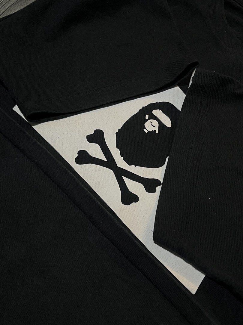 A Bathing Ape Pirate Flag Tee (Category: Tshirts & Polo Shirts ) located in Quezon City. Submitted by secondskinph (Listing ID 1462263916, Image 3). Description: A Bathing Ape Pirate Flag Tee (Black) Authentic Size: Medium Dimes: 21x27 CR: 9.5/10 Issues: None Condition: Excellent Condition P1799 Color may vary due to lighting!.