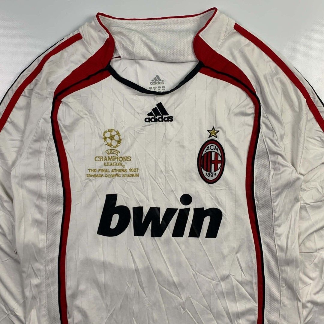 AC Milan Adidas Long Sleeve Jersey (Category: Tshirts & Polo Shirts ) located in Lucena. Submitted by thrft-nd-sll (Listing ID 1462396978, Image 3). Description: AC Milan Adidas Long Sleeve Jersey Size Medium On Tags Width -22 Length -29 Excellent Condition Need Wash .