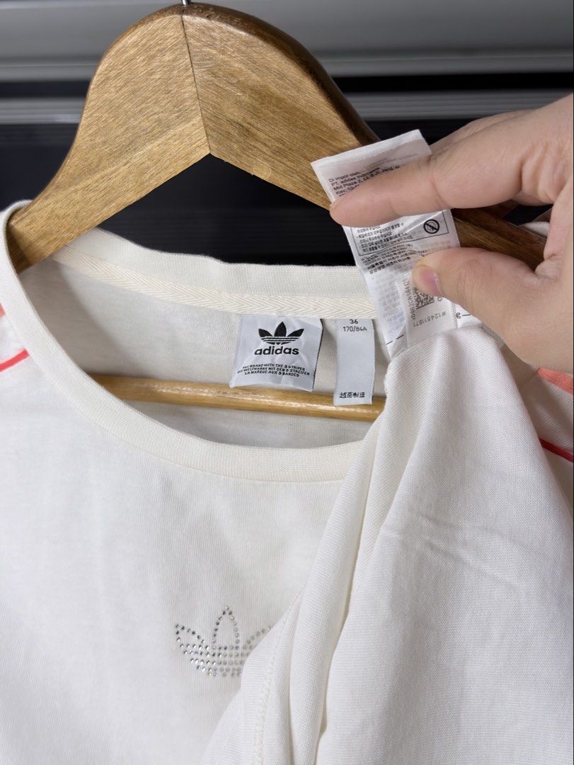 ADDIDAS COTTON SHIRT (B15) (Category: Shirts) located in Bulacan. Submitted by nicolaiscloset (Listing ID 1462424371, Image 3). Description: .