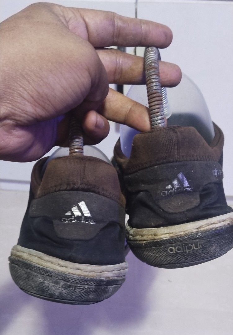 Adidas Adipure Barefoot 9.5US (Category: Sneakers) located in Manila. Submitted by bjie2700446238 (Listing ID 1462307616, Image 3). Description: Preloved Natanggal ung rubber sa sole ng shoes maliban jan wala pong damage or tear ung shoes.