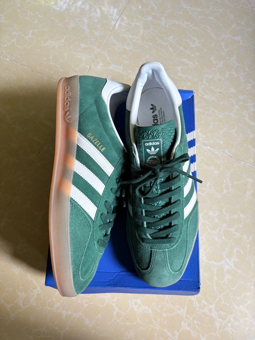 Adidas Gazelle Indoor (Category: Casual Shoes) located in Batangas. Submitted by arbyyyyy (Listing ID 1462273651, Image 1). Description: Adidas Gazelle Indoor Collegiate Green Used only four times US: 11.5 UK: 11 EU: 46 JP: 29.5 Bought for 7,300 in Mall of Asia last July RFS: Di na nagagamit.