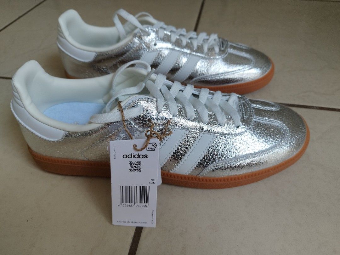 Adidas samba silver (Category: Sneakers) located in Mandaluyong City. Submitted by c88888_8 (Listing ID 1462307402, Image 3). Description: Adidas samba (men's) Color :silver US size 9 Brand new (replica) RFS :wrong size, slightly larger for me Q. C area near E. ROD walteart Lalamove Or pick up.