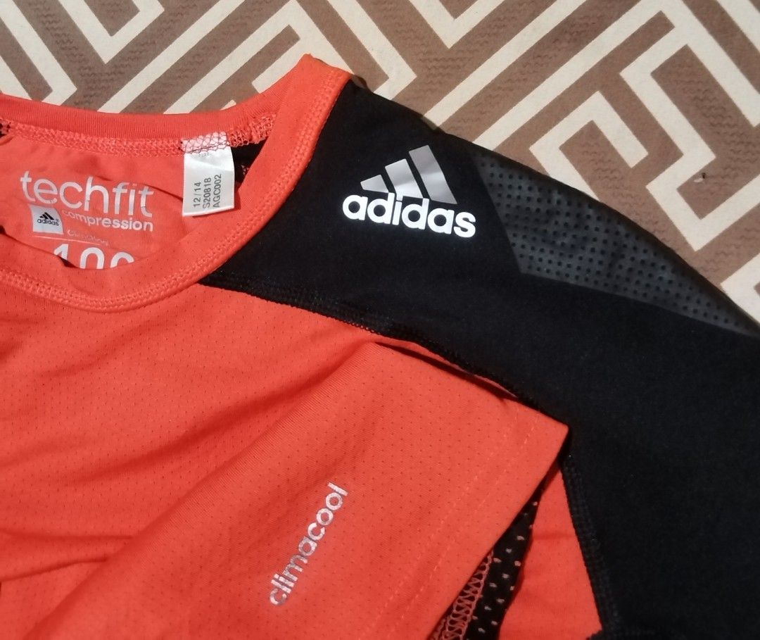 ADIDAS TECHFIT COMPRESSION TEE (Category: Activewear) located in Veruela. Submitted by ivytalibo62410 (Listing ID 1462364212, Image 3). Description: ADIDAS TECHFIT COMPRESSION TEE Size Large 16 Strech x 26 on tape Like new condition No issues 349 + Shipping fee 🚘 LOC. Veruela AGUSAN DEL SUR 📍.