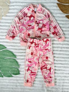 (Category: ) located in . Submitted by true_kidsclothing (Listing ID 1462284248, Image 1). Description: .