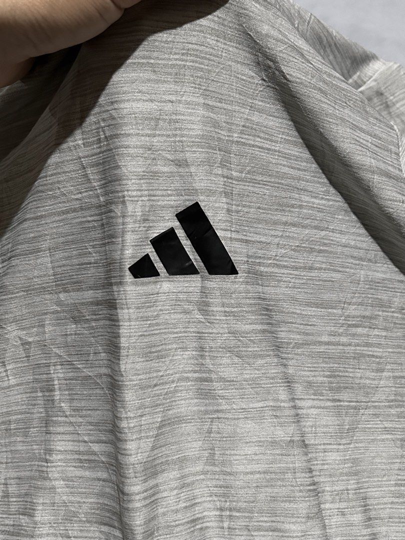 Adidas Training Short Sleeve Top Grey (Category: Activewear) located in Miagao. Submitted by mjhandpicked (Listing ID 1462369091, Image 3). Description: Adidas Training Short Sleeve Top Grey (requires ironing or steaming po hehe, pero guaranteed 100% no flaws) Size: 2XL on tag Condition+Color: 10/10 Please no rush shipping unless available😊 MOP: GCash MOD: J&T Express Location: Iloilo Province.