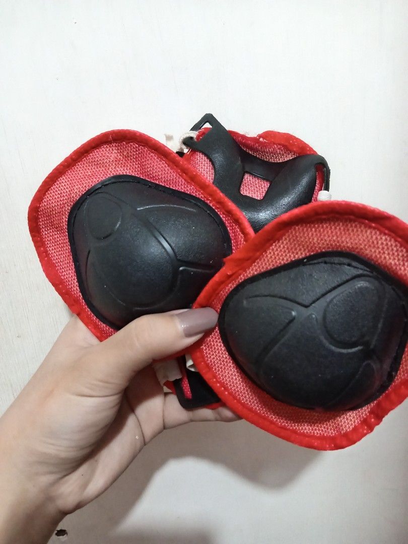 Adjustable in line skate (rollerskates) (Category: Skates, Rollerblades & Scooters) located in Mabalacat. Submitted by unboxasmr_stuff (Listing ID 1462274277, Image 2). Description: Size 33-37 adjustable 𐙚MOP: GCASH 𐙚MOD: J&T 𐙚No rush shipping 𐙚Product color may be lighter or darker in actual due to lighting/photography. 𐙚no deleting of comments 𐙚all items are preloved, so please manage your expectations 𐙚No refund or cancelations on order