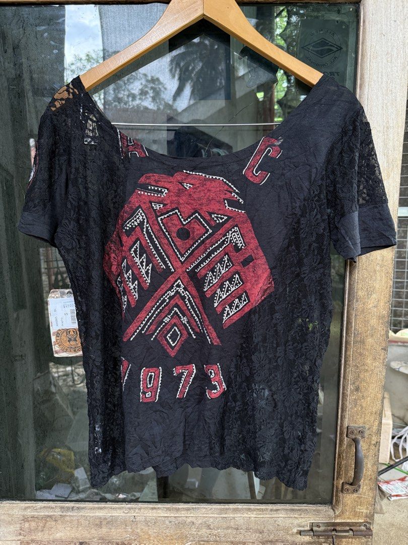 Affliction custom blouse (Category: Blouses) located in Manolo Fortich. Submitted by thriftacktoe34 (Listing ID 1462314233, Image 3). Description: Like new condition With hangtag Size Small Needs wash lang FREE shipping fee.
