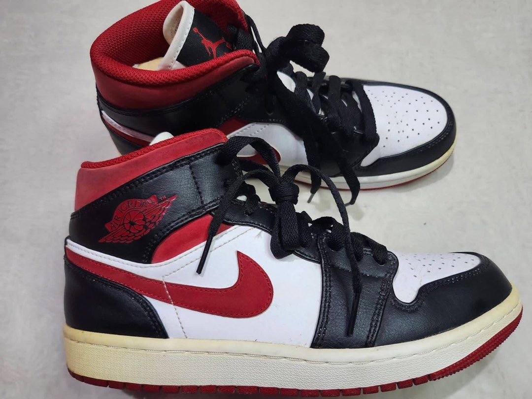 AIR JORDAN (Category: Sneakers) located in Baguio. Submitted by desiree35635 (Listing ID 1462406276, Image 1). Description: .