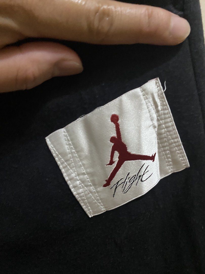 Air Jordan flight (Category: Joggers) located in Baguio. Submitted by gama_apparel (Listing ID 1462275476, Image 2). Description: Size large Waistline 32-33 Length 38inch Colorrate 9.8/10 Excellwnt to asnew.