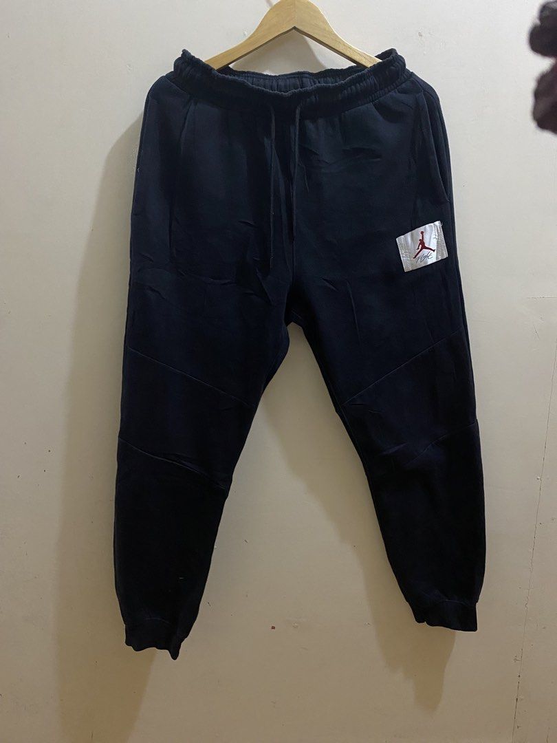 Air Jordan flight (Category: Joggers) located in Baguio. Submitted by gama_apparel (Listing ID 1462275476, Image 1). Description: Size large Waistline 32-33 Length 38inch Colorrate 9.8/10 Excellwnt to asnew.
